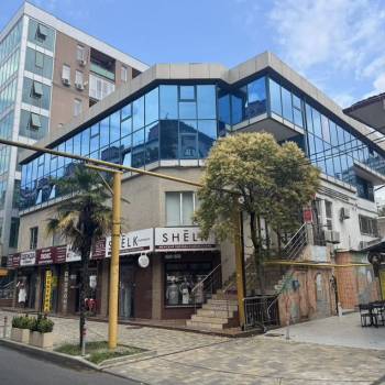 Сдается Нежилое помещение, 150 м²