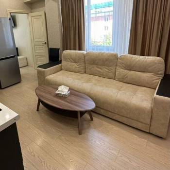 Сдается 1-комнатная квартира, 38 м²