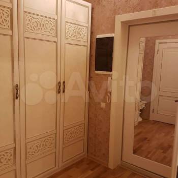 Сдается 1-комнатная квартира, 89,9 м²