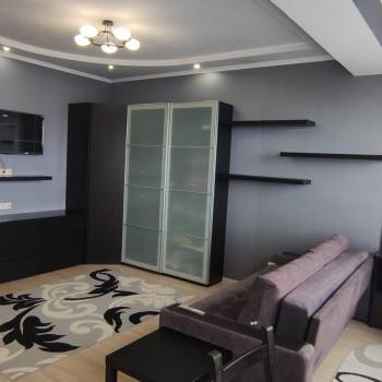 Сдается 1-комнатная квартира, 40 м²