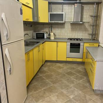 Сдается Многокомнатная квартира, 72 м²