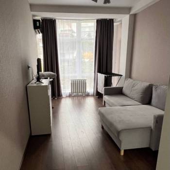 Сдается 1-комнатная квартира, 42 м²