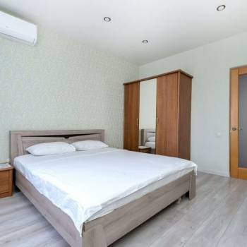 Сдается 2-х комнатная квартира, 60 м²