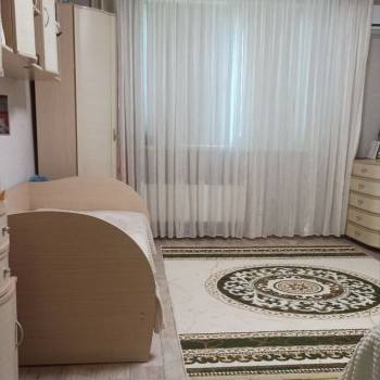 Продается 1-комнатная квартира, 59 м²