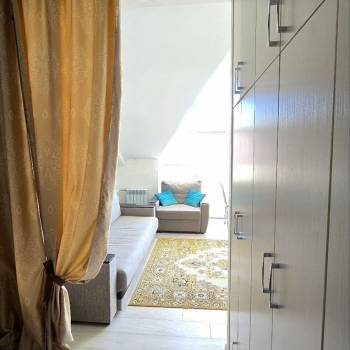 Продается 1-комнатная квартира, 37 м²