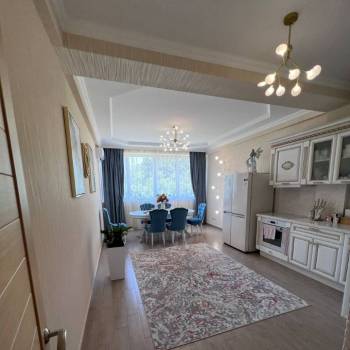 Продается 3-х комнатная квартира, 150 м²