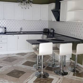 Сдается 2-х комнатная квартира, 65 м²