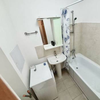 Сдается 1-комнатная квартира, 28,2 м²