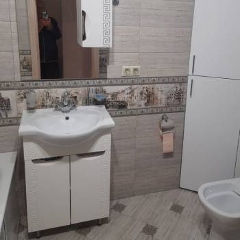 Продается 1-комнатная квартира, 45 м²