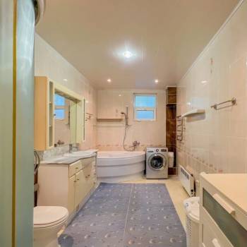 Сдается Многокомнатная квартира, 120 м²