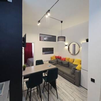 Продается 3-х комнатная квартира, 38 м²