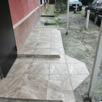 Продается Многокомнатная квартира, 77 м²