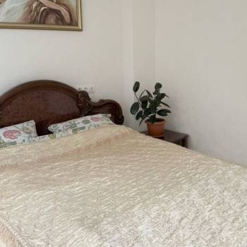 Продается 1-комнатная квартира, 32 м²