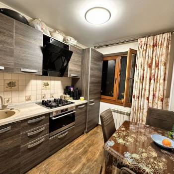 Продается 1-комнатная квартира, 30 м²