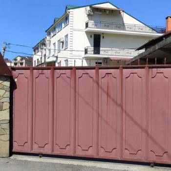 Продается 1-комнатная квартира, 293 м²