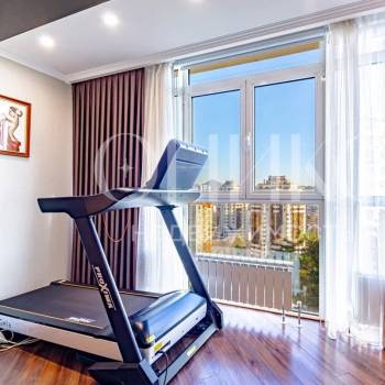 Сдается Многокомнатная квартира, 140 м²