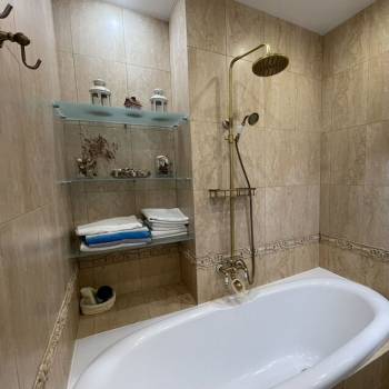 Продается 2-х комнатная квартира, 64 м²