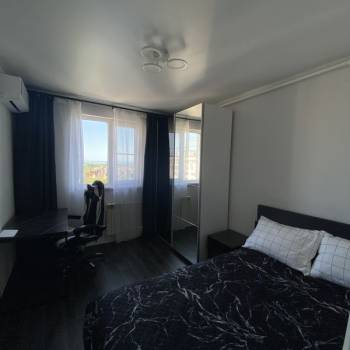 Продается 1-комнатная квартира, 40 м²