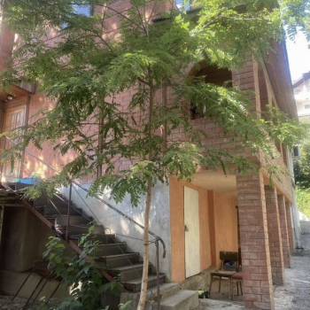 Сдается 2-х комнатная квартира, 80 м²