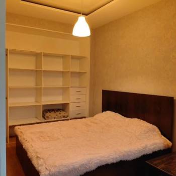 Продается 1-комнатная квартира, 47 м²