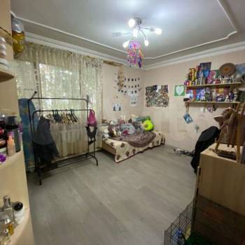 Продается Многокомнатная квартира, 101 м²