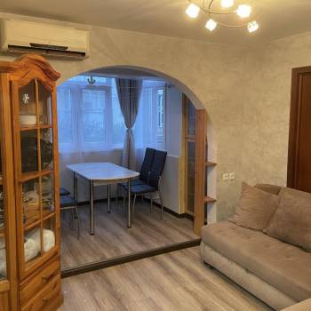 Сдается 2-х комнатная квартира, 58 м²