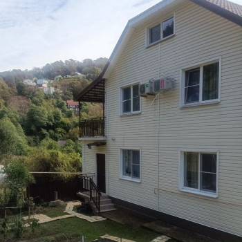 Продается Дом, 180 м²