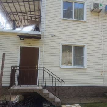 Продается Дом, 180 м²