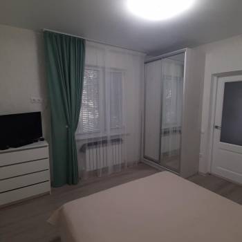 Продается Дом, 180 м²