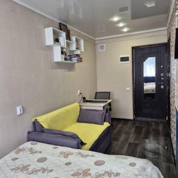 Продается 1-комнатная квартира, 18 м²