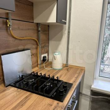 Продается 1-комнатная квартира, 32 м²