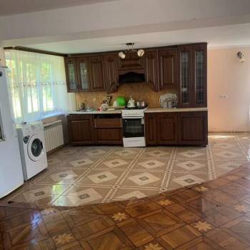 Сдается Дом, 200 м²