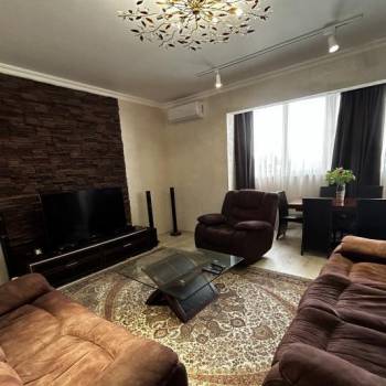 Продается 3-х комнатная квартира, 100 м²