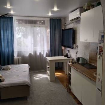 Продается 1-комнатная квартира, 15 м²