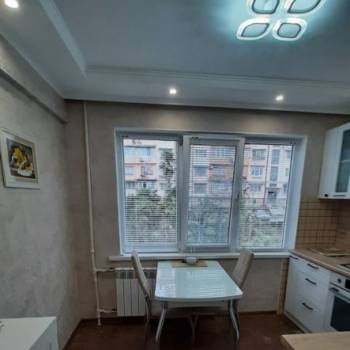 Продается 1-комнатная квартира, 36 м²