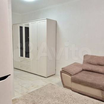 Сдается 1-комнатная квартира, 35 м²