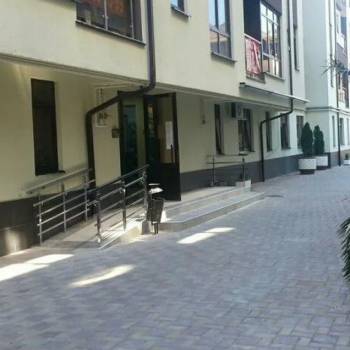 Продается 1-комнатная квартира, 28 м²