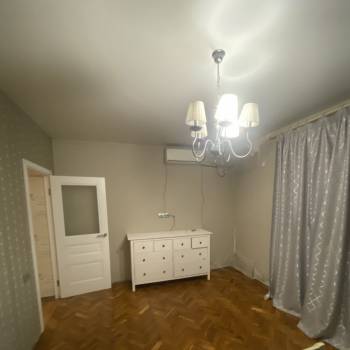 Сдается Многокомнатная квартира, 60 м²