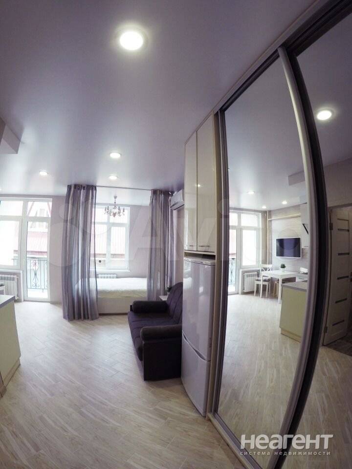 Сдаю 1-комн. квартиру, Адлер Центр (ул. Лескова)