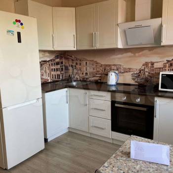 Сдается 1-комнатная квартира, 35 м²