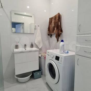 Сдается 1-комнатная квартира, 43 м²