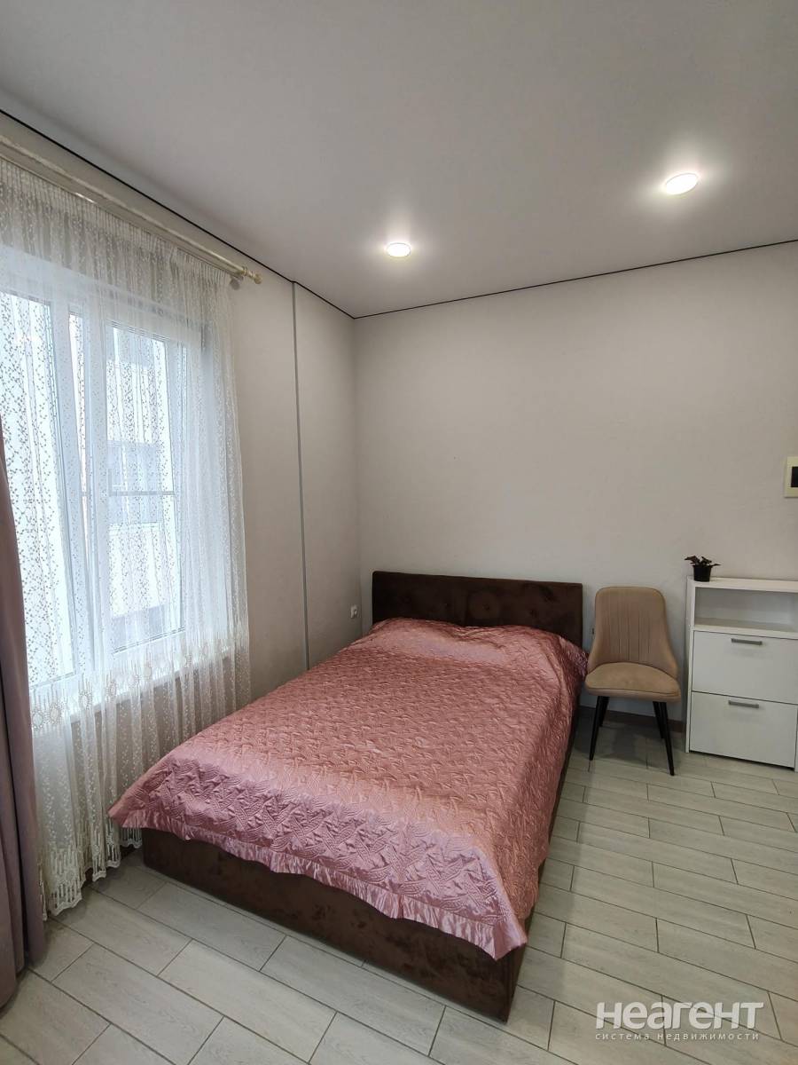 Сдам студию, ул. Лесная, собственник