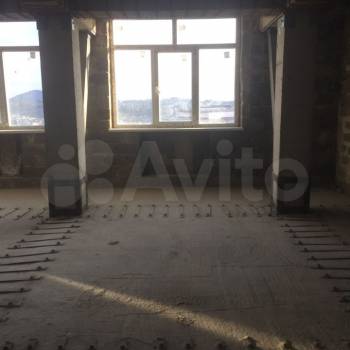 Продается 1-комнатная квартира, 80,1 м²