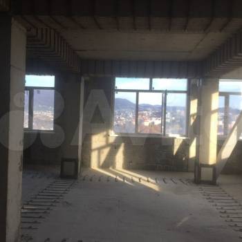 Продается 1-комнатная квартира, 80,1 м²