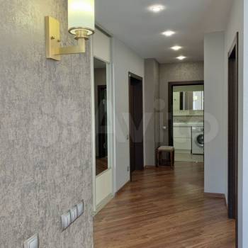 Продается Многокомнатная квартира, 79,1 м²