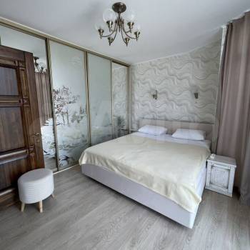 Продается Дом, 180 м²