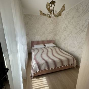 Продается Дом, 180 м²