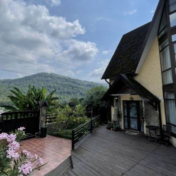 Продается Дом, 180 м²