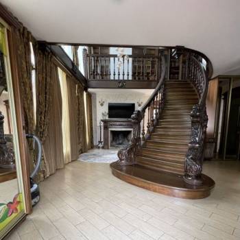 Продается Дом, 180 м²