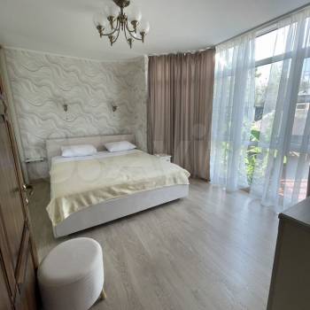 Продается Дом, 180 м²